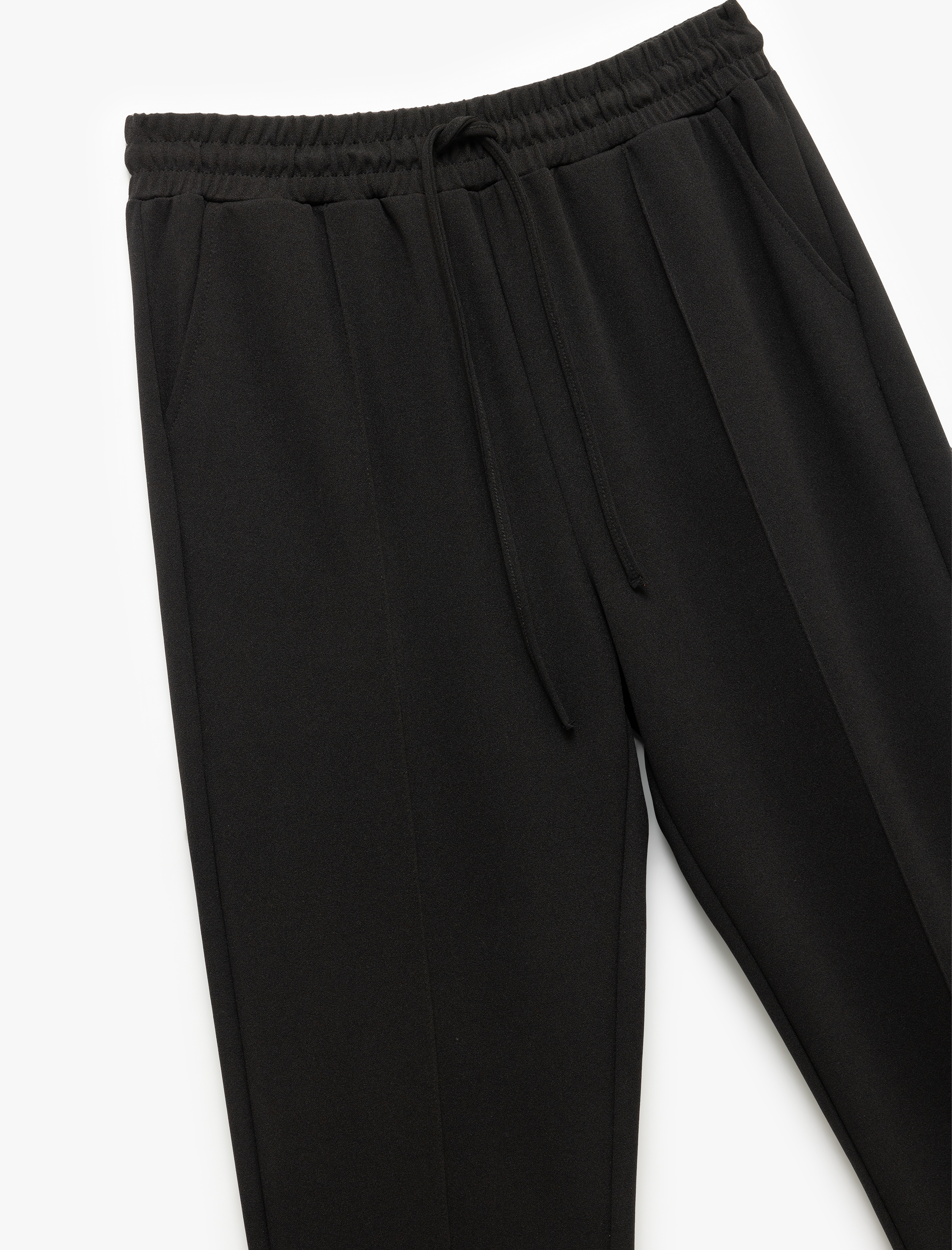   Beli Bağcıklı Krep Scuba Kumaş Cepli Nervürlü Havuç Kesim Pantolon