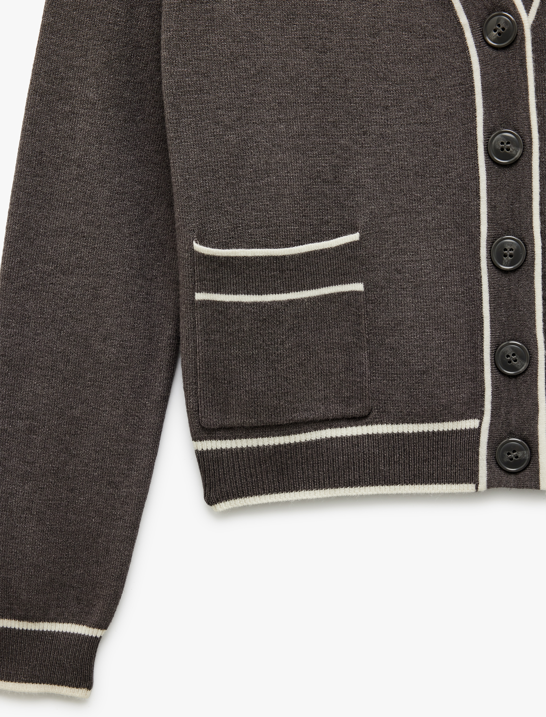   Uzun Kollu Cepli V Yaka Çizgili Triko Hırka