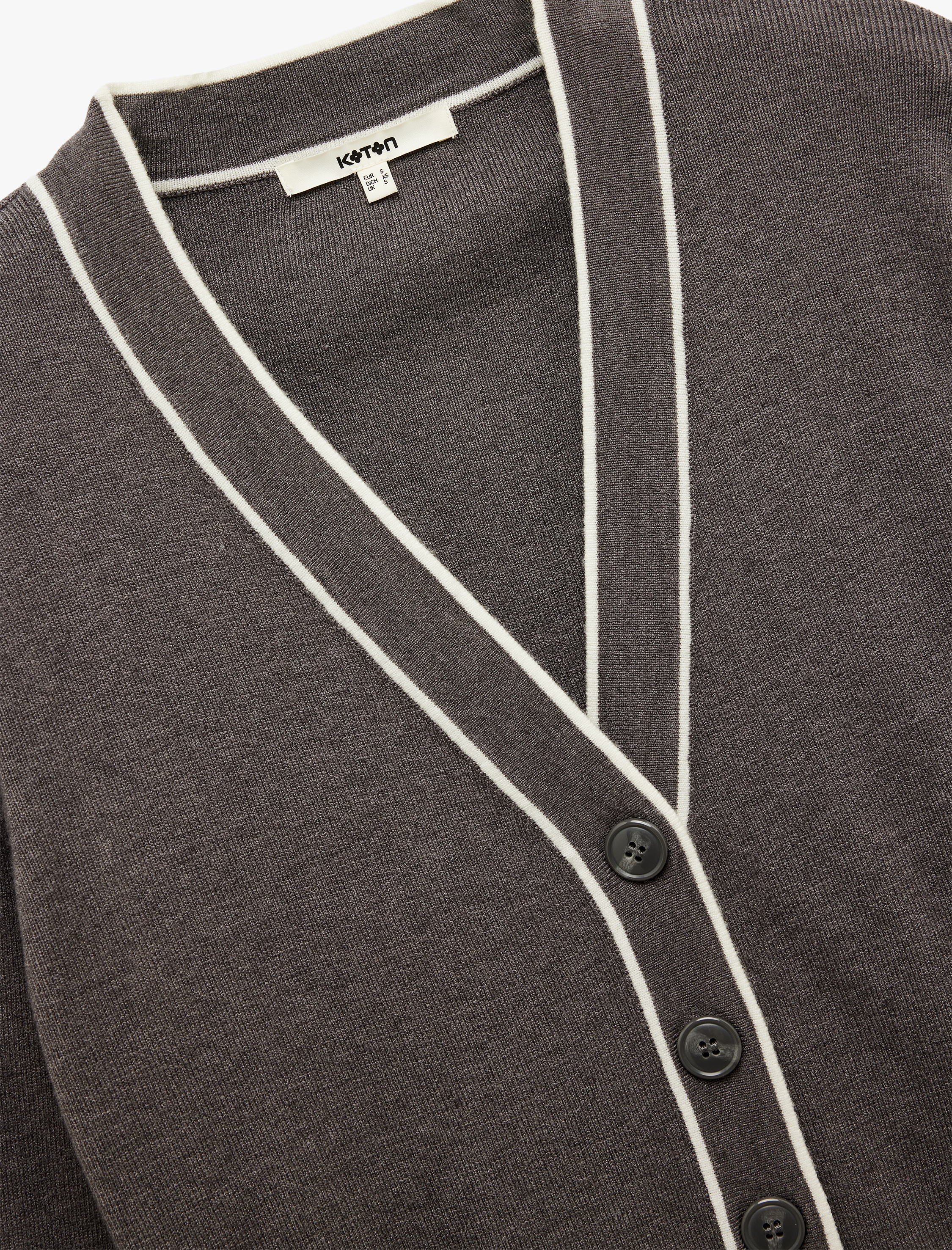   Uzun Kollu Cepli V Yaka Çizgili Triko Hırka