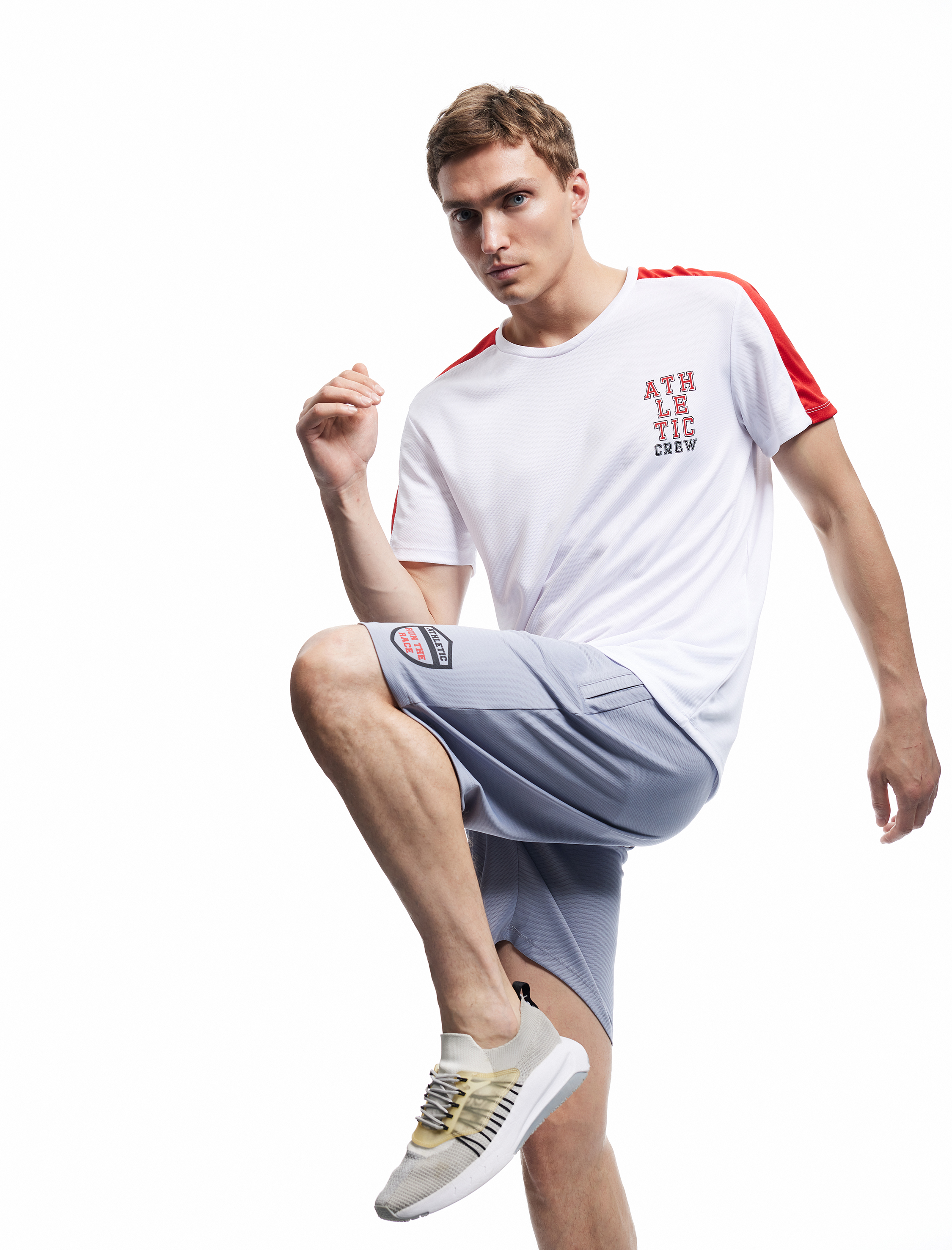 Baskılı Fermuarlı Cep Detaylı Beli Bağcıklı Spor Şort