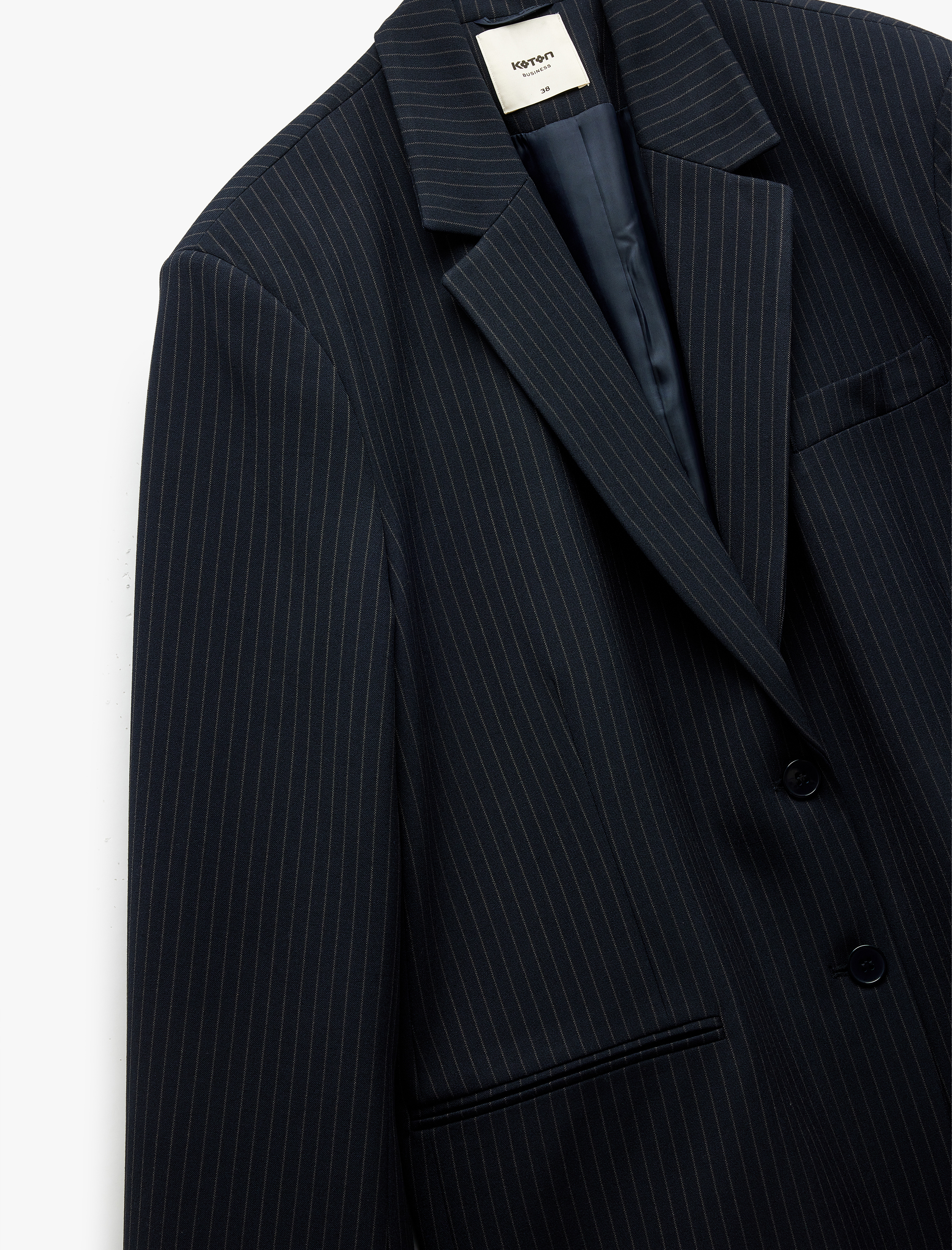   Düğmeli Cepli Uzun Kollu Kruvaze Blazer Ceket