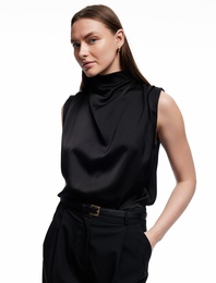 Degaje Yaka Kolsuz Saten Bluz