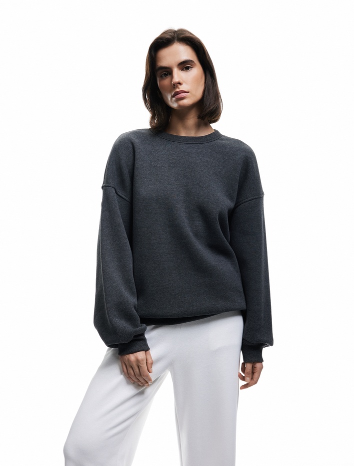  Şardonlu Uzun Kollu Bisiklet Yaka Oversize Sweatshirt