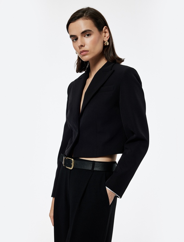  Kruvaze Yaka Uzun Kollu Crop Blazer Ceket