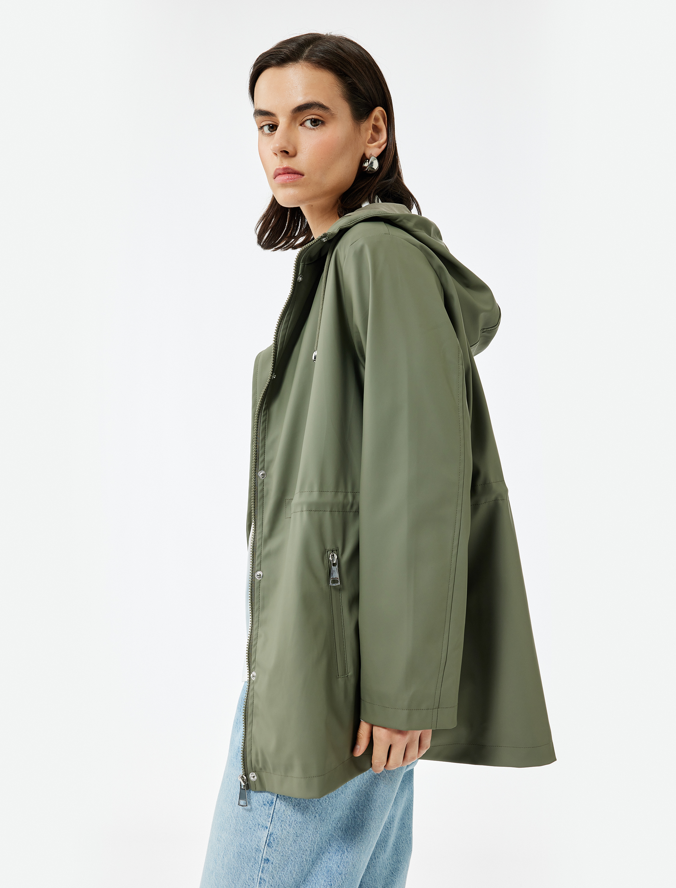   Cepli Beli Bağlamalı Uzun Kollu Fermuarlı Kapüşonlu Yağmurluk