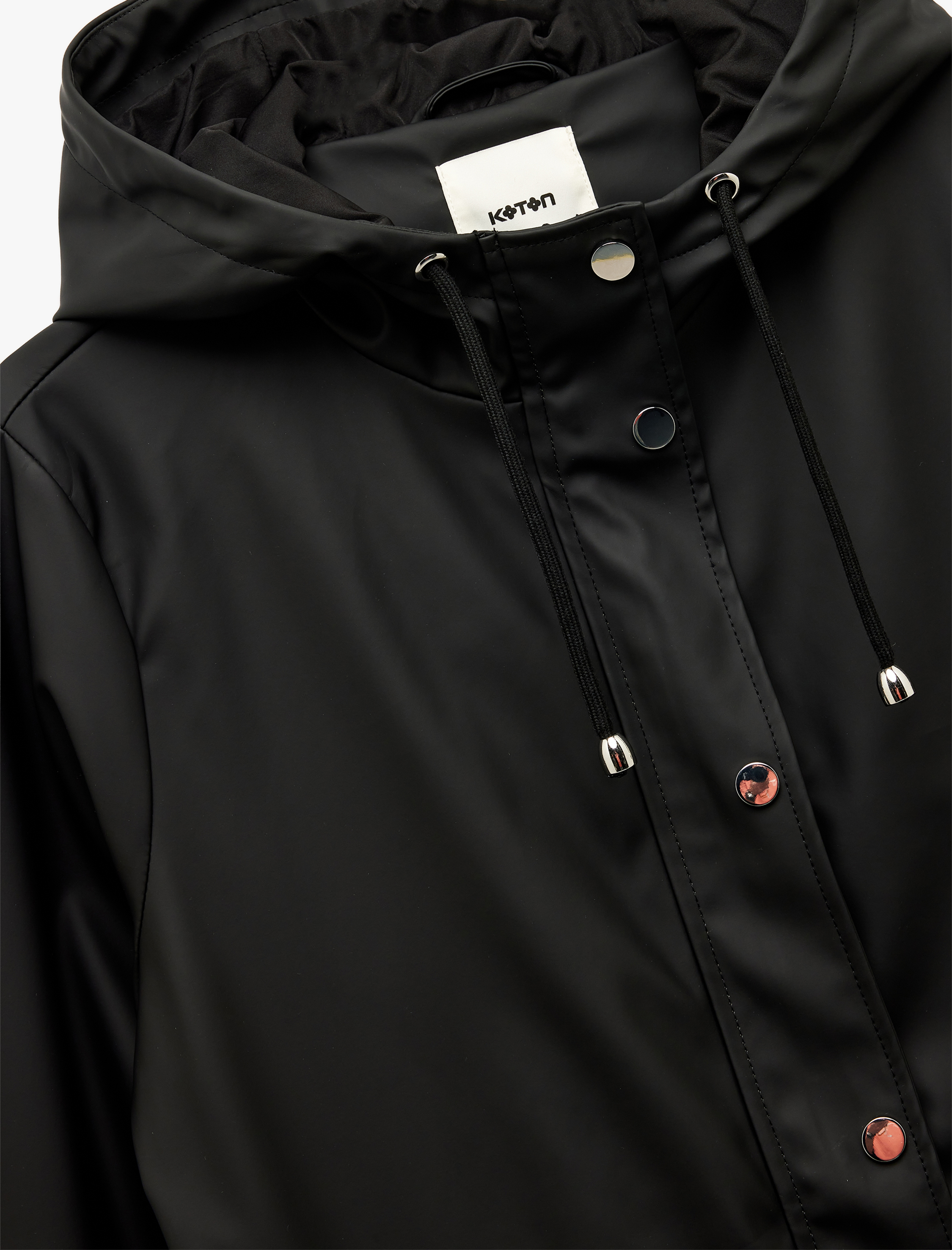   Cepli Beli Bağlamalı Uzun Kollu Fermuarlı Kapüşonlu Yağmurluk