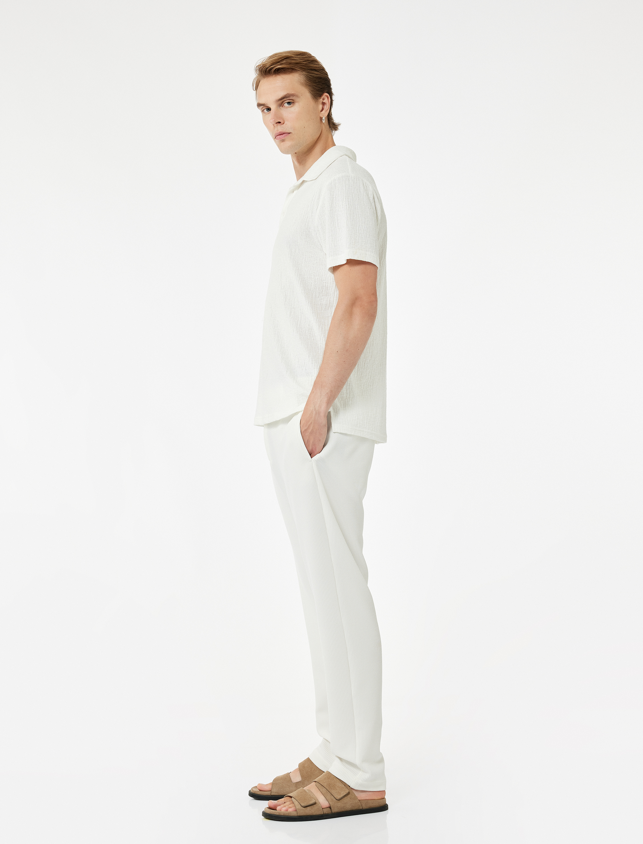   Waffle Dokulu Cep Detaylı Kancalı Slim Fit Pantolon