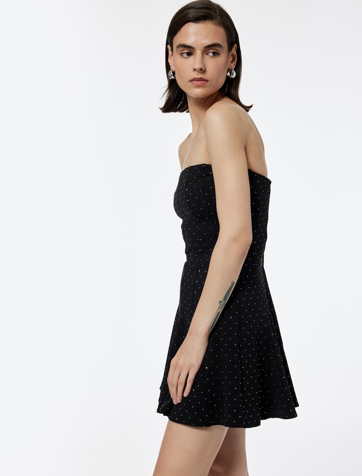  Straplez Kolsuz Volanlı Taşlı Astarlı Mini Abiye Elbise