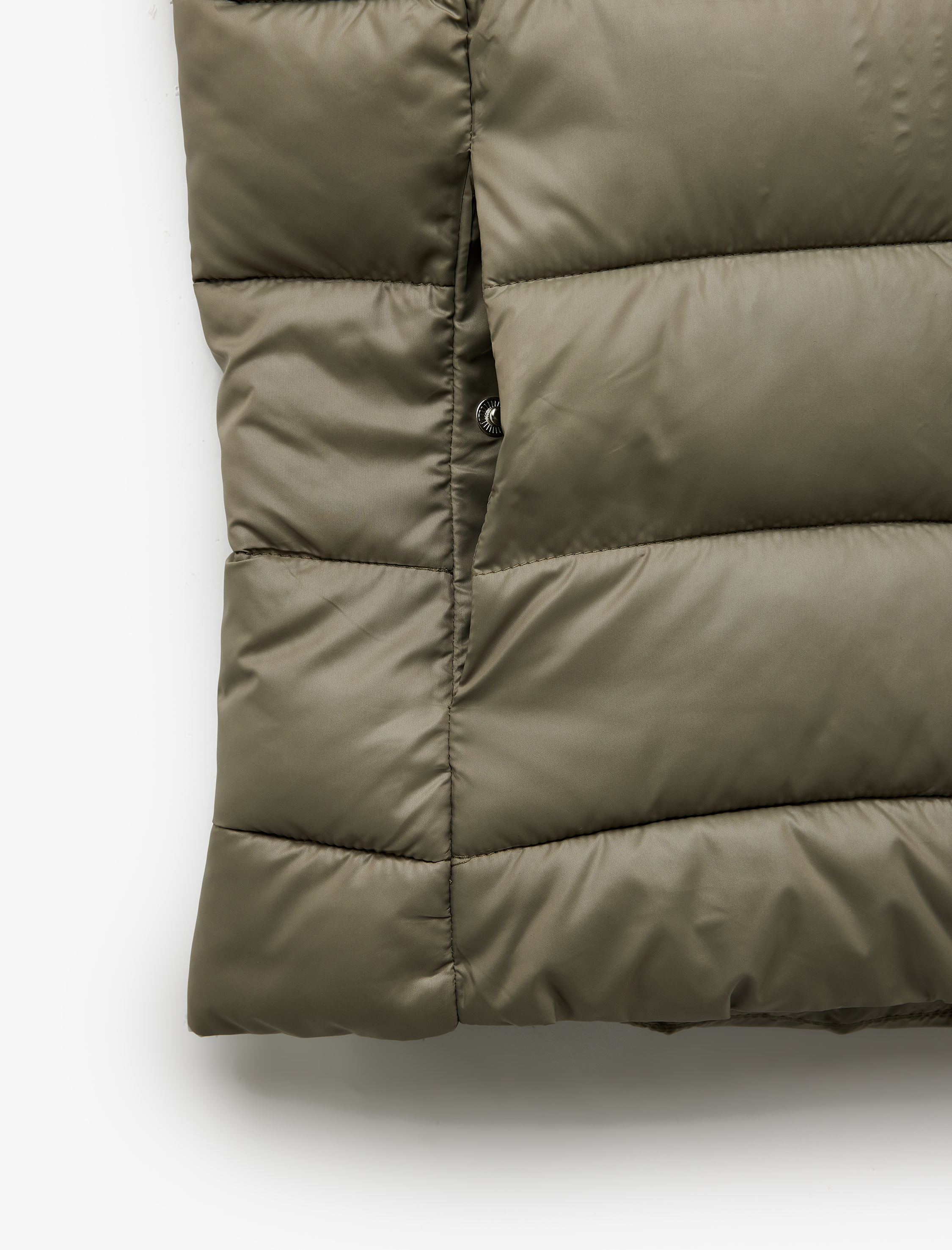   Kolsuz Dik Yaka Cepli Su İtici Fermuarlı Şişme Yelek