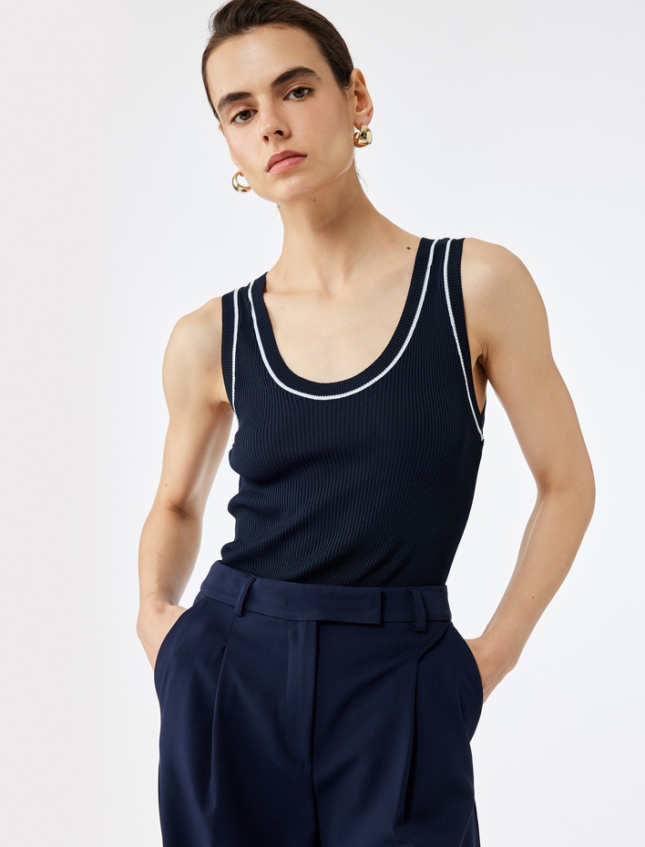  Renk Kontrastlı Kolsuz U Yaka Triko Atlet