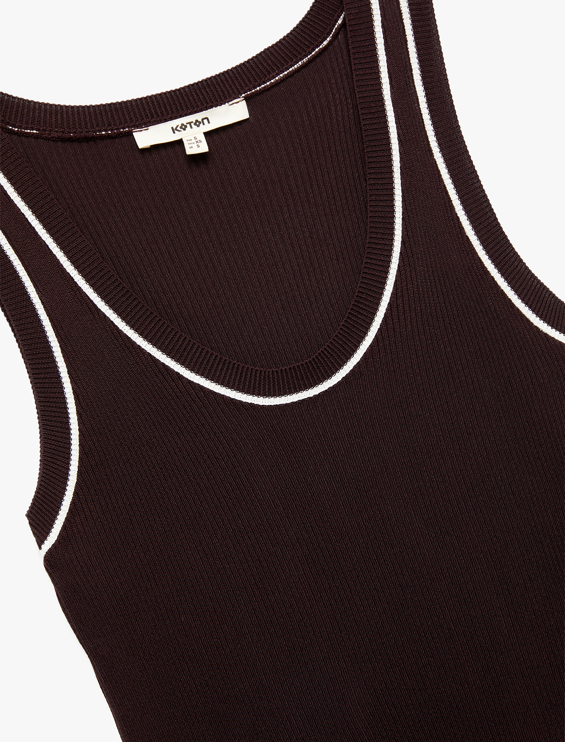   Renk Kontrastlı Kolsuz U Yaka Triko Atlet