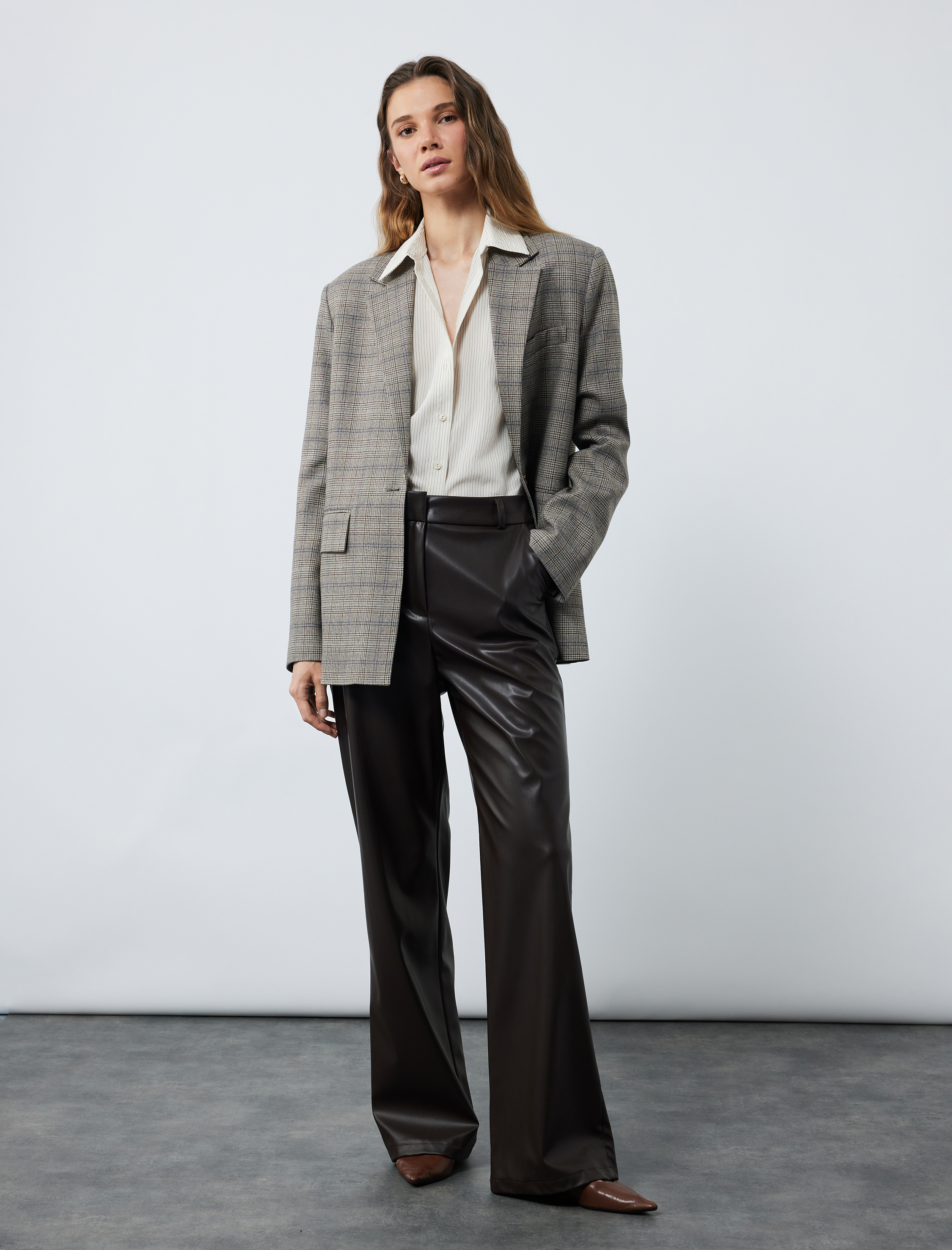   Cepli Düz Bol Paça Suni Deri Pantolon