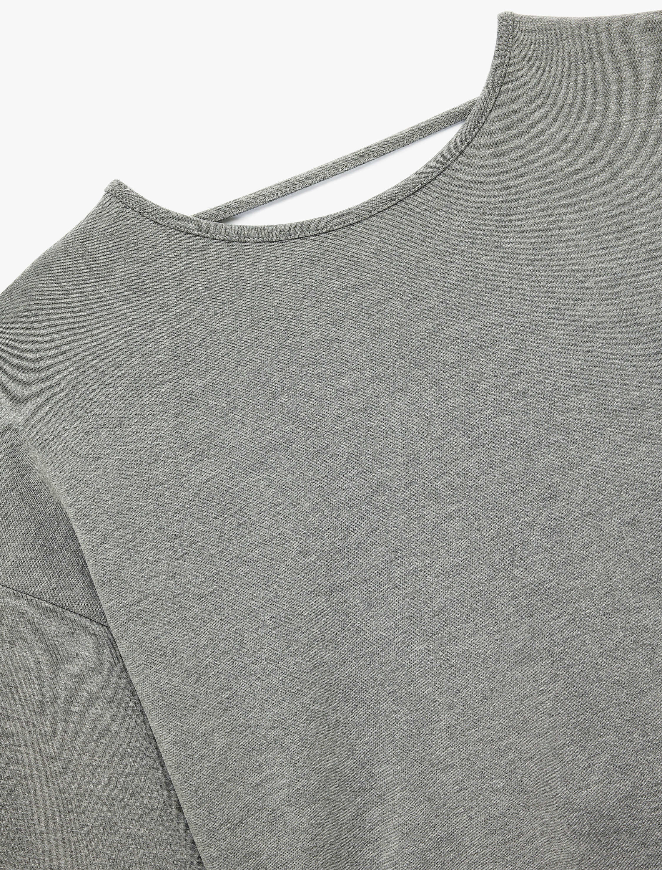   Modal Kumaş Kayık Yaka Uzun Kollu Arkası Pencere Detaylı Sweatshirt