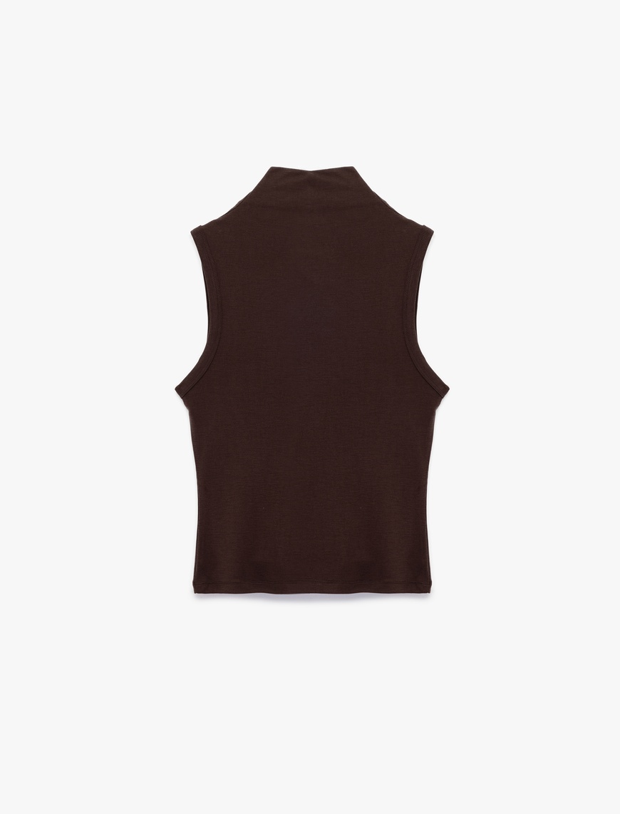   Modal Kumaş Slim Fit Dik Dökümlü Yaka Kolsuz Bluz