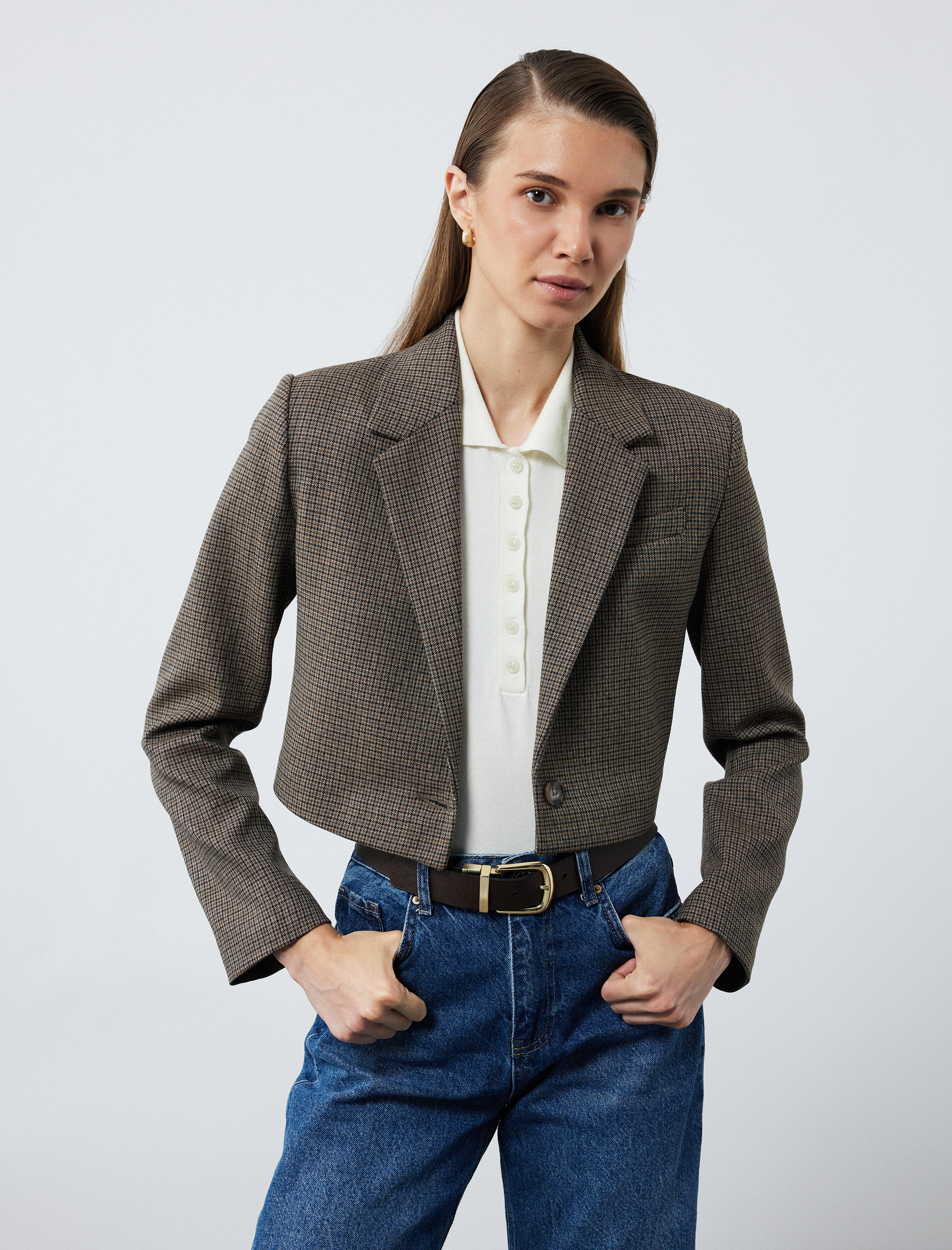 Kruvaze Uzun Kollu Düğmeli Crop Blazer Ceket