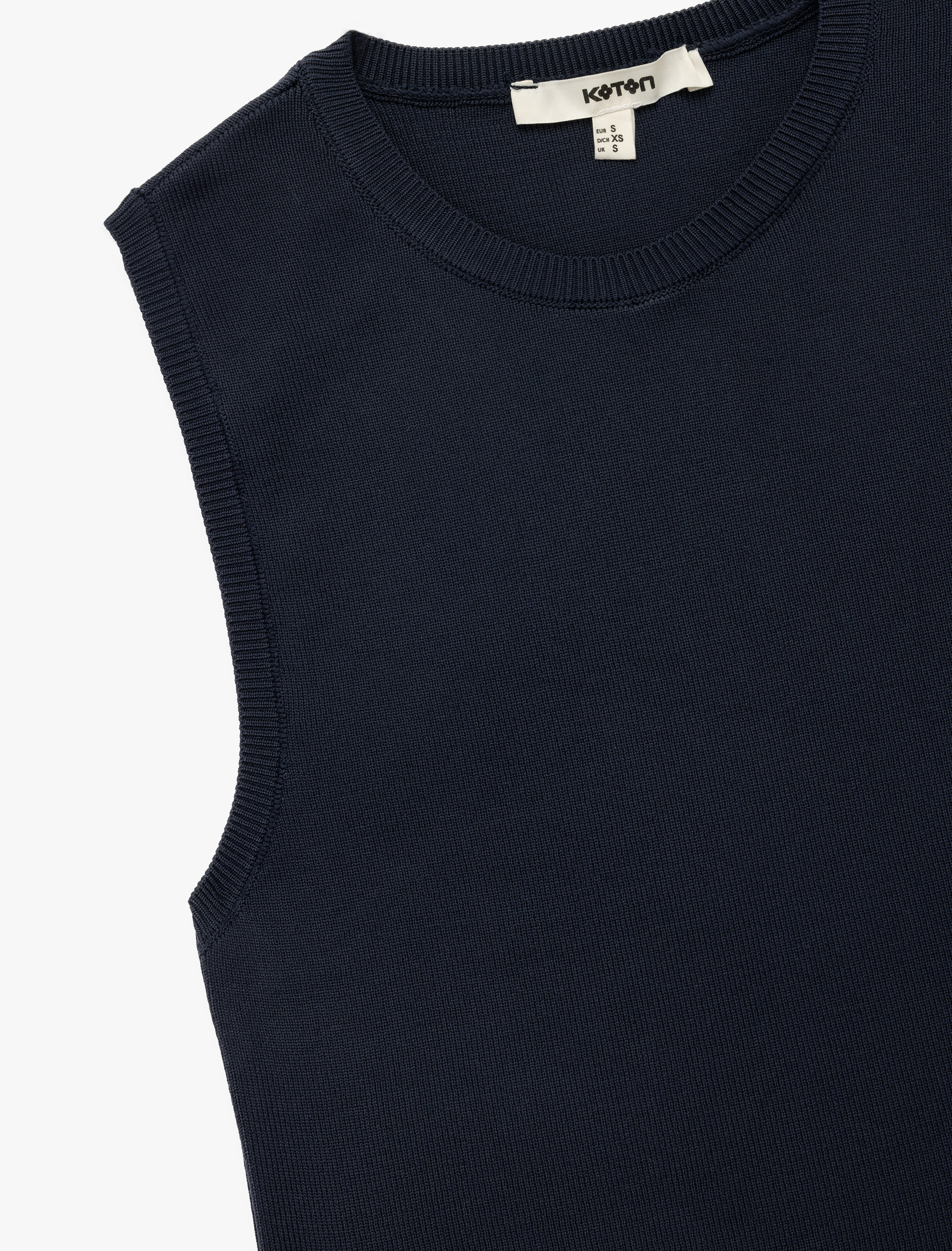   Regular Fit Bisiklet Yaka Kolsuz Triko Bluz