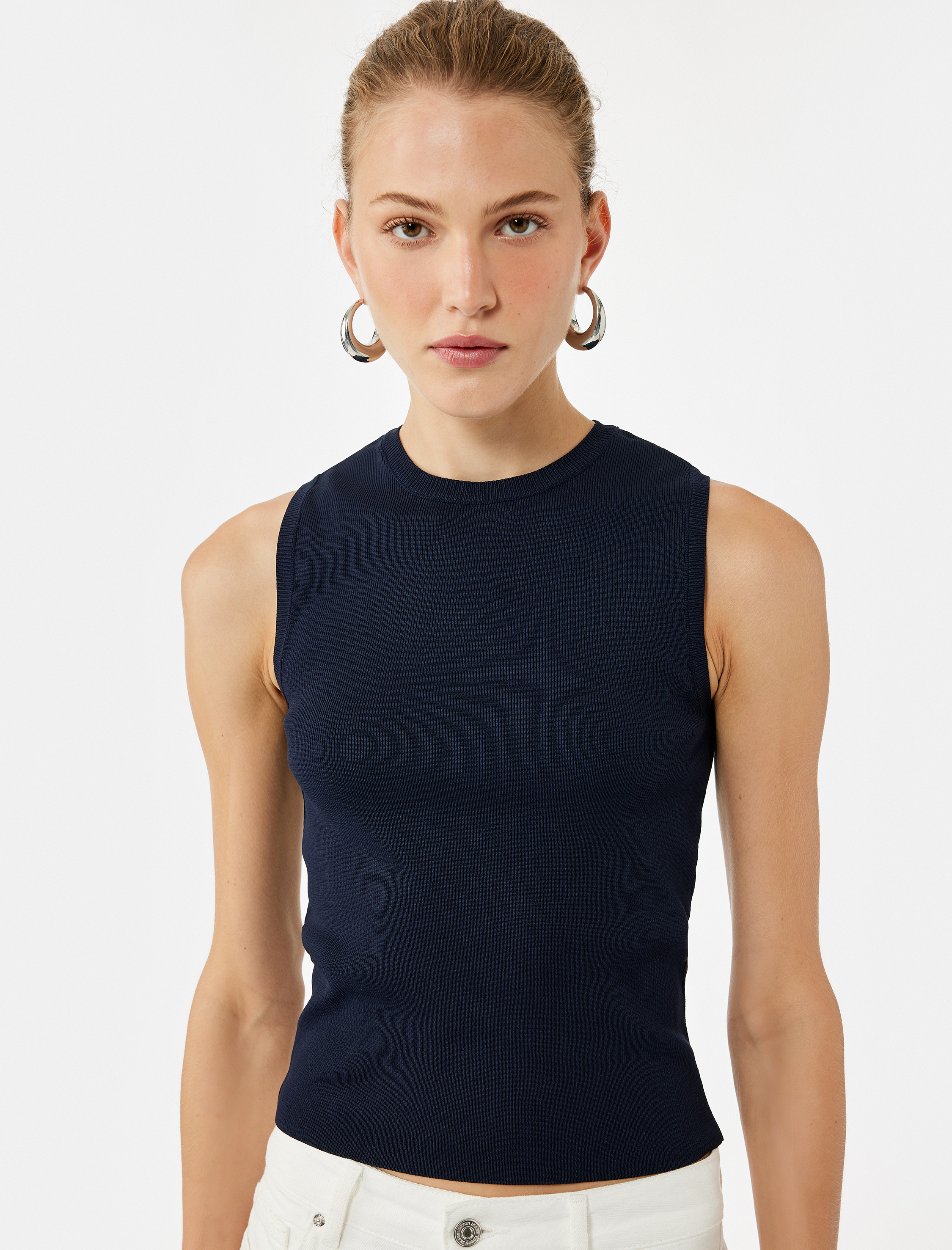   Regular Fit Bisiklet Yaka Kolsuz Triko Bluz