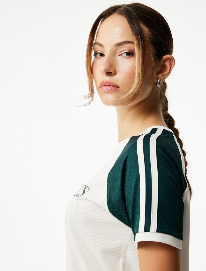  Kısa Kollu Bisiklet Yaka Baskılı Oversize Spor Tişört