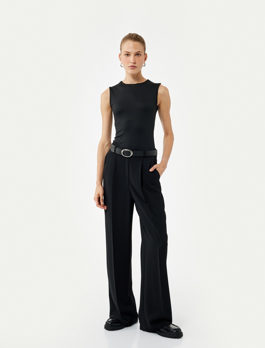   Slim Fit Kolsuz Bisiklet Yaka Bodysuit