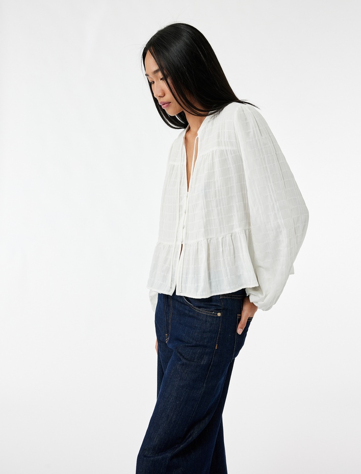  Bol Kalıp Uzun Kollu Yuvarlak Bağcıklı Yaka Balon Kol Gömlek