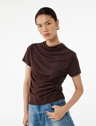 Slim Fit Büzgülü Kısa Kollu Dik Yaka Bluz