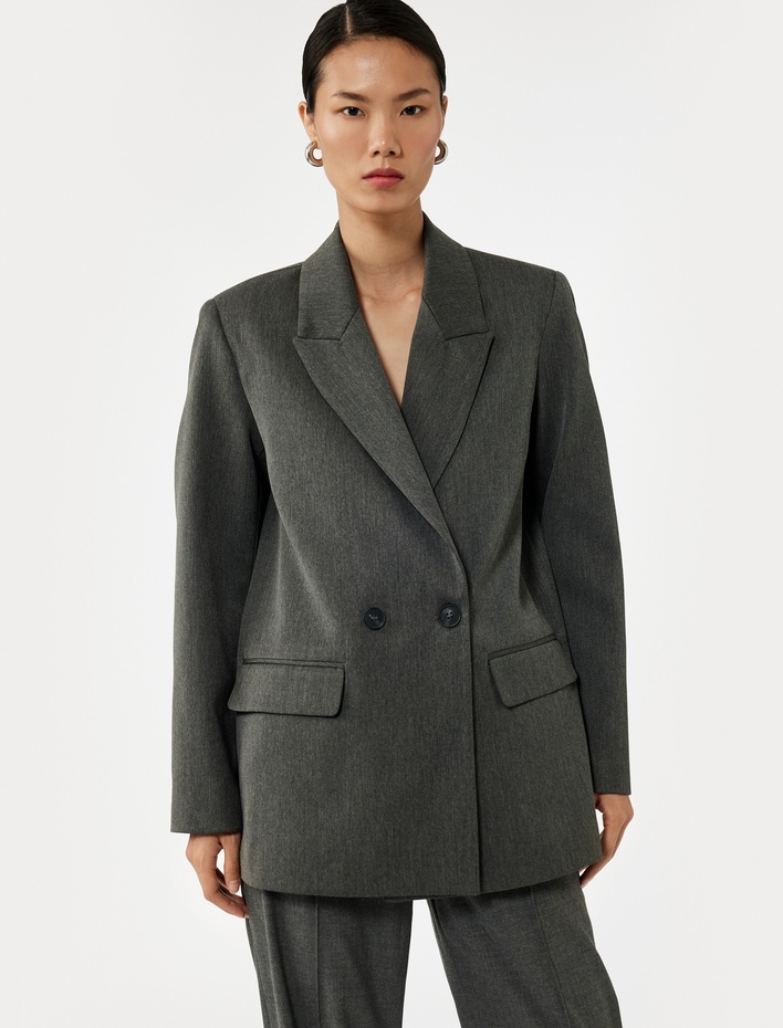  Uzun Kollu Viskon Karışımlı Kruvaze Yaka Oversize Blazer Ceket