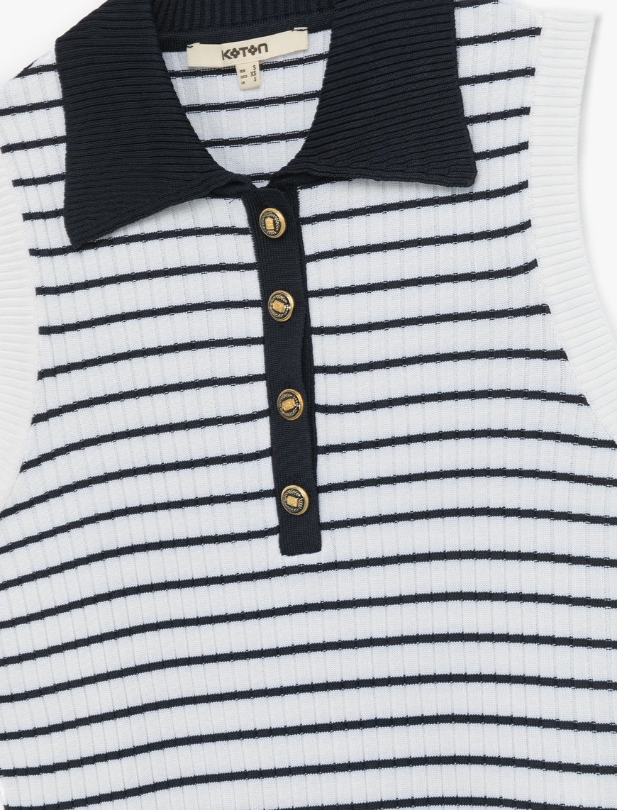   Regular Fit Kolsuz Yarım Düğmeli Polo Yaka Triko Bluz