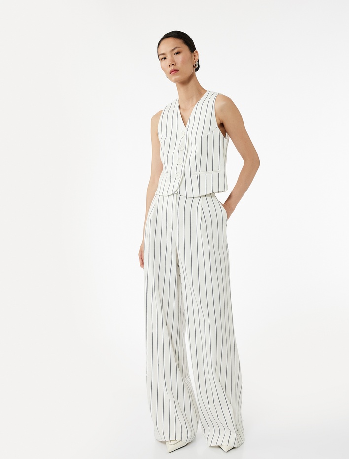  Slim Fit V Yaka Kolsuz Çizgili Crop Yelek