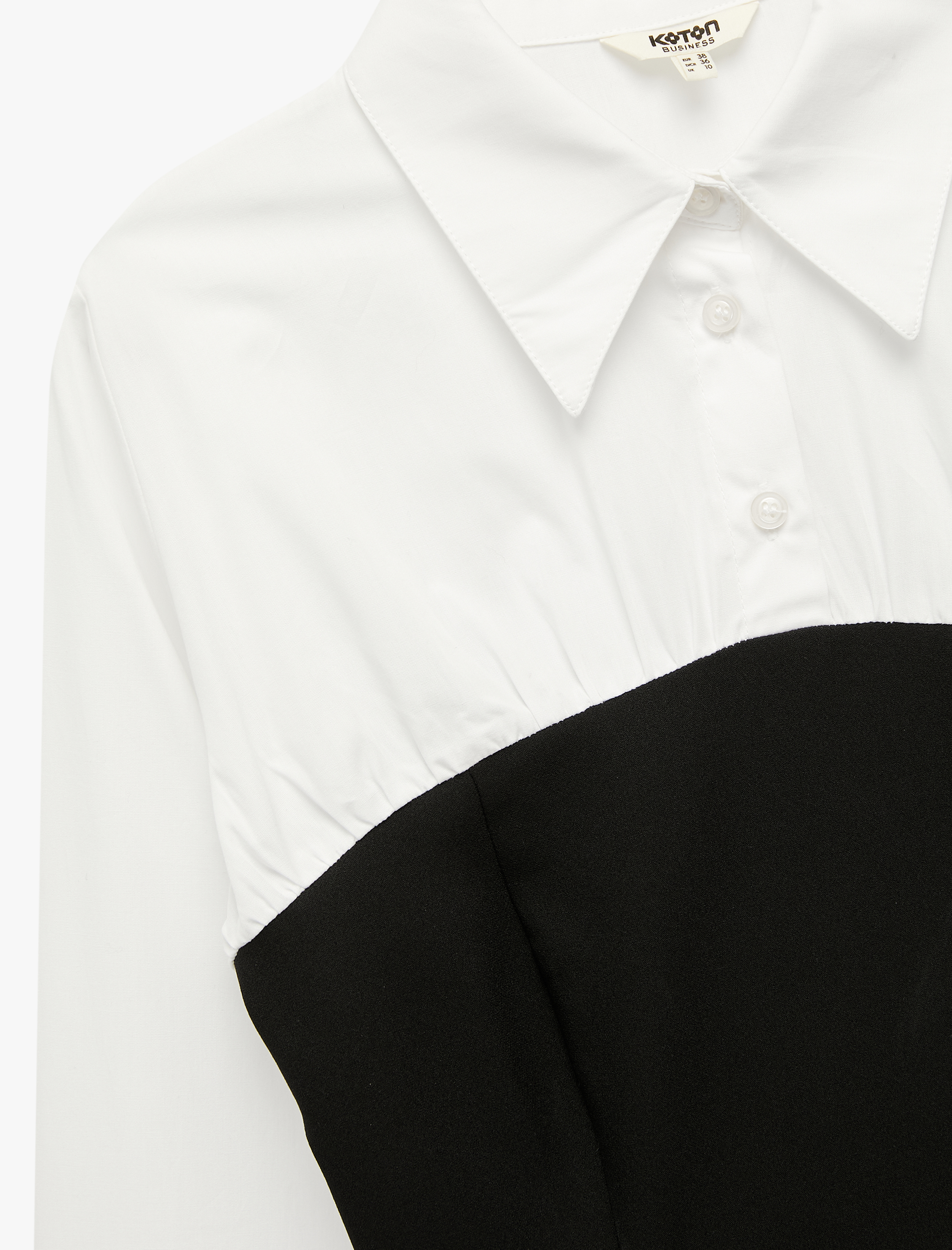   Slim Fit Uzun Kollu İki Farklı Kumaş Kullanımlı Korse Detaylı Gömlek