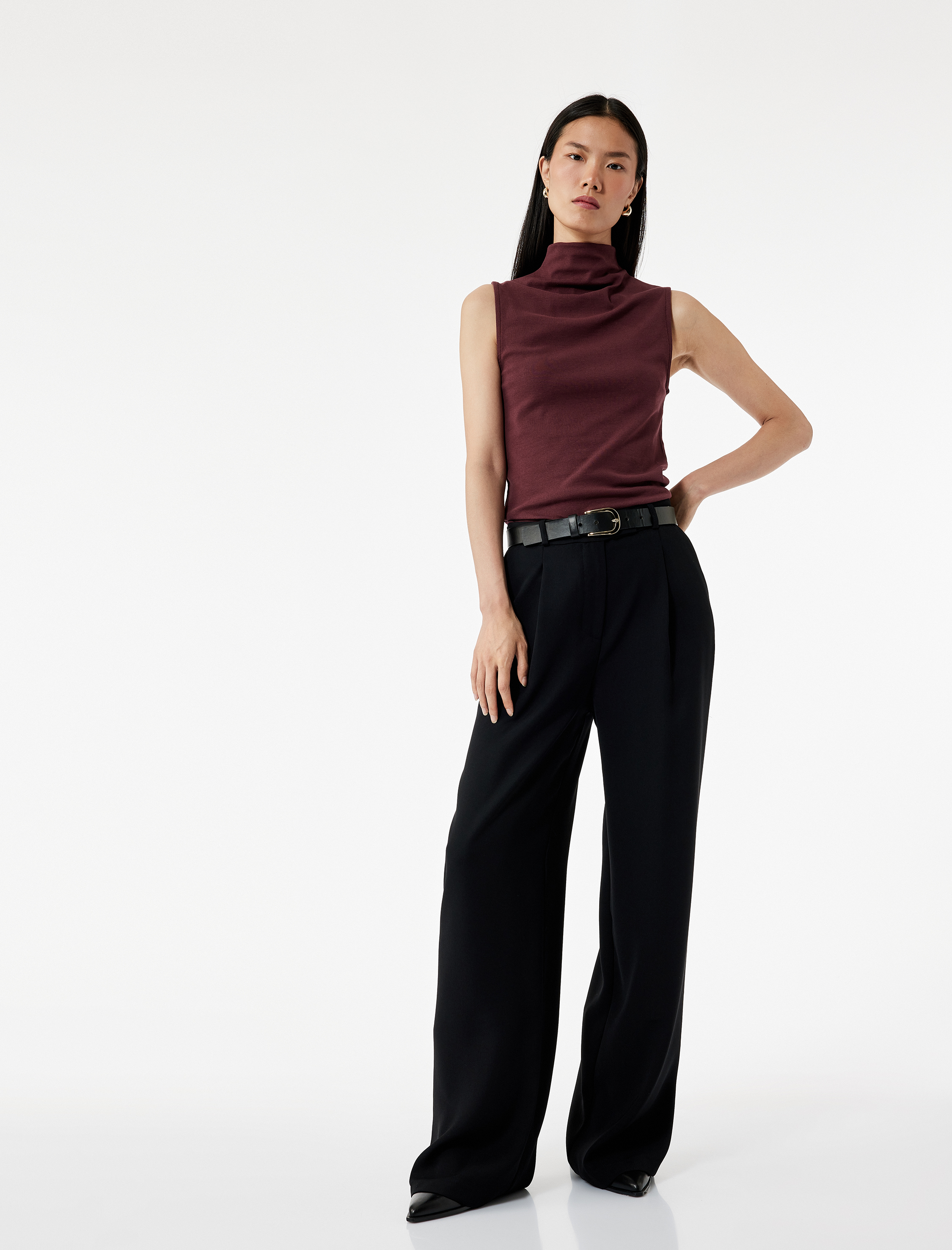   Pamuklu Slim Fit Kolsuz Dik Yaka Body