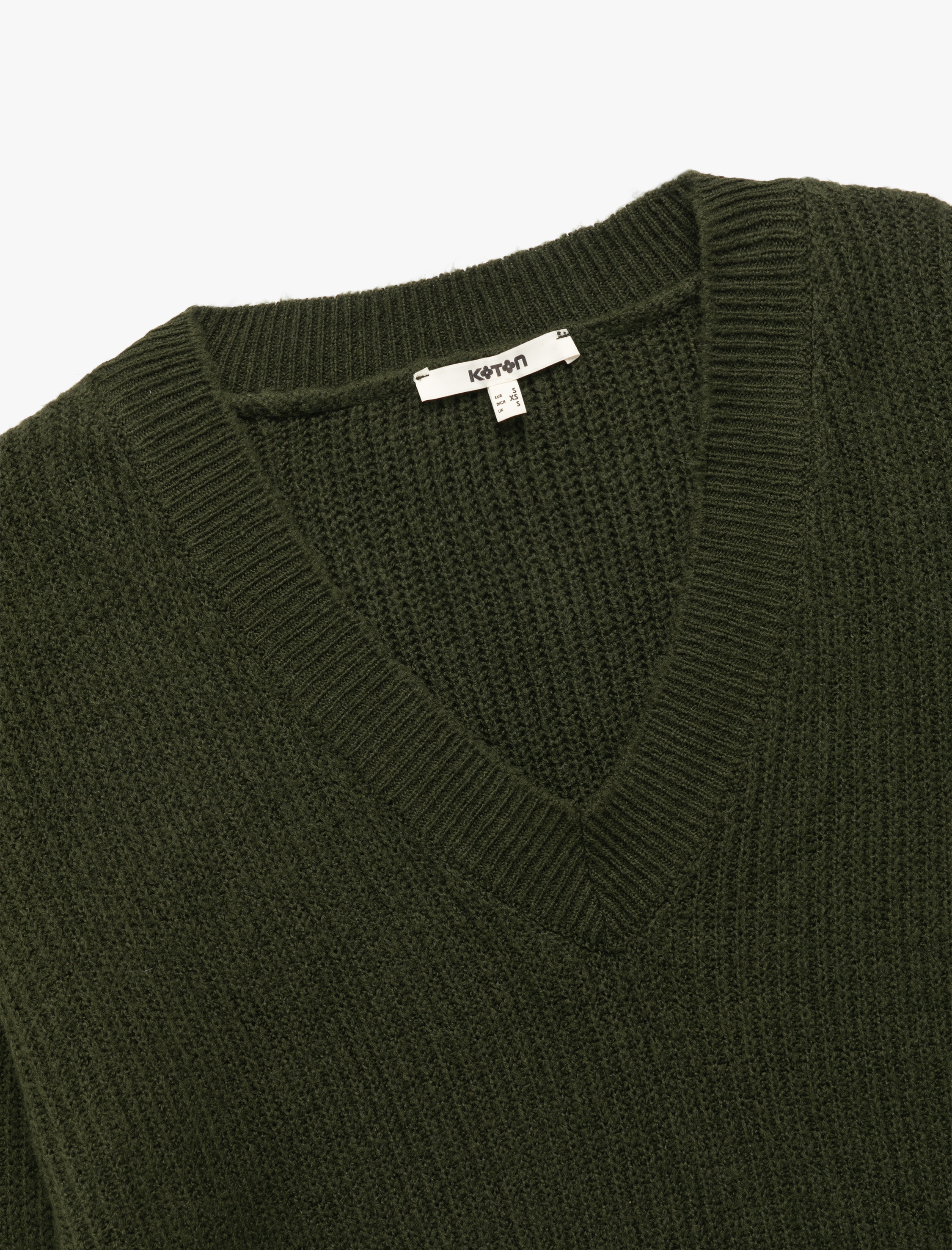   Uzun Kollu V Yaka Örgü Kazak