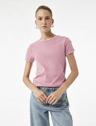 Pamuklu Slim Fit Kısa Kollu Bisiklet Yaka Kroşe Detaylı Tişört