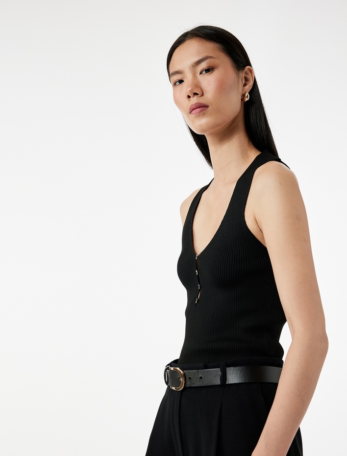  Düğmeli Derin V Yaka Kolsuz Triko Atlet