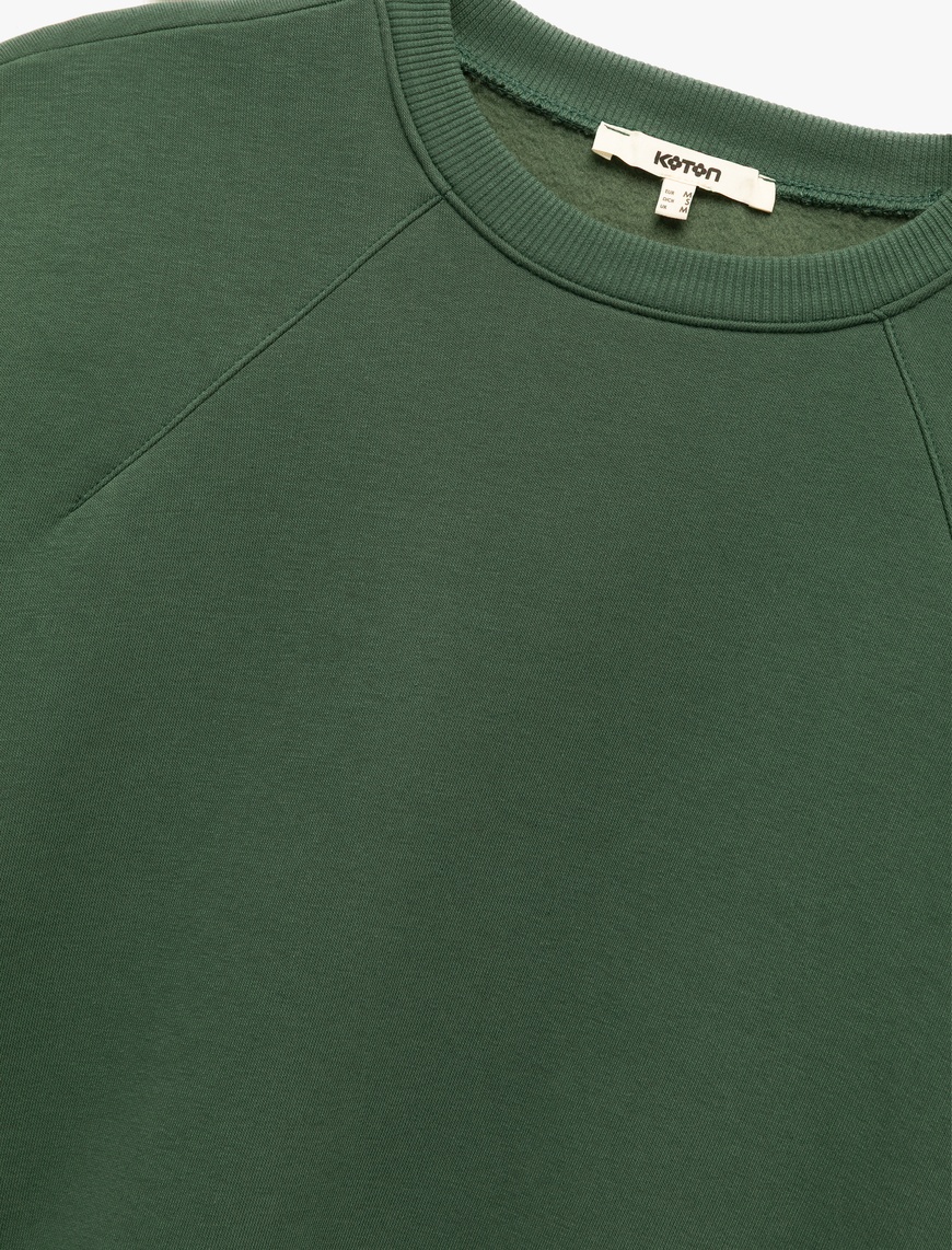   Regular Fit Üç İplik Uzun Kollu Bisiklet Yaka Basic Sweatshirt