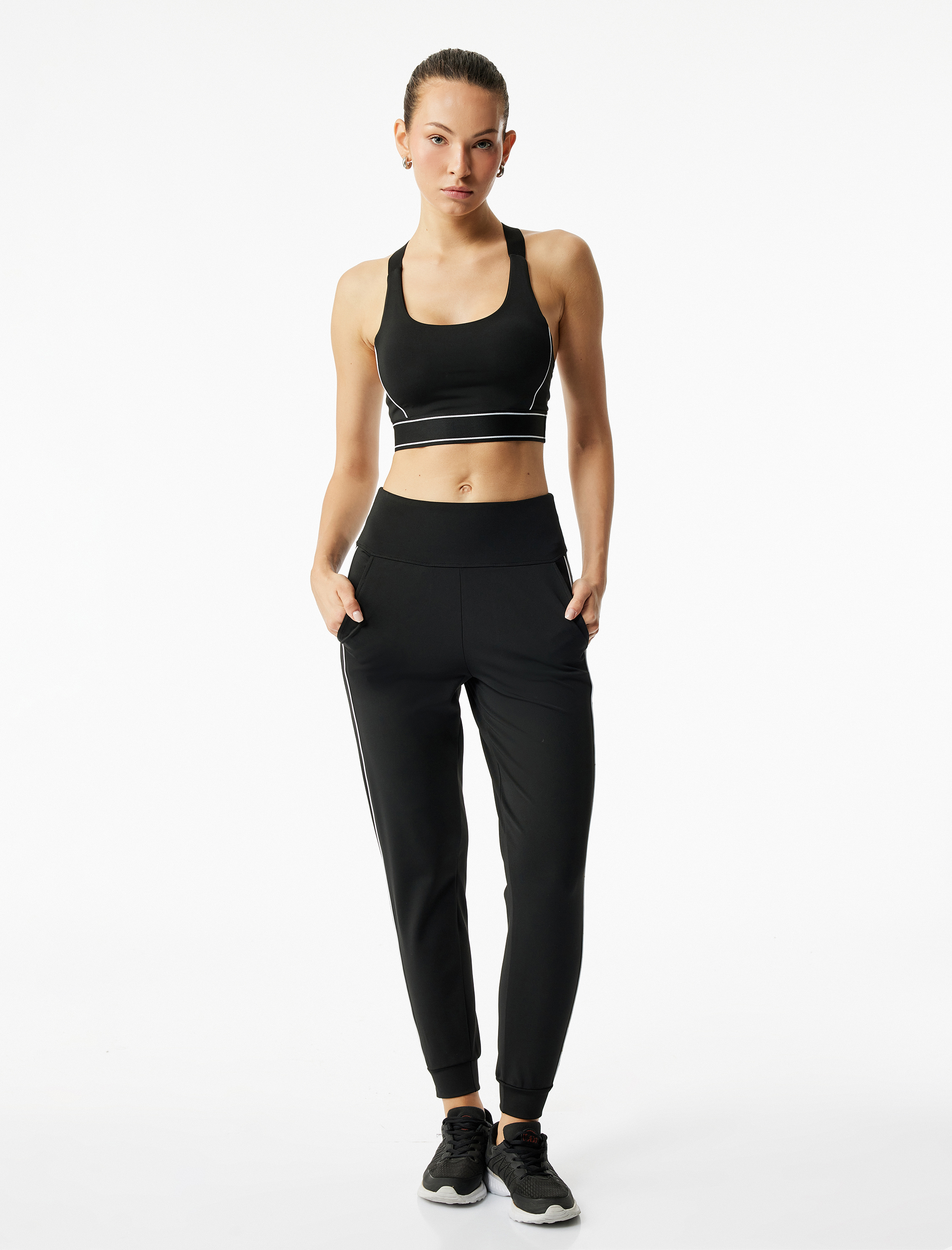 Yanları Şerit Detaylı Cepli Yüksek Bel Jogger Eşofman Altı