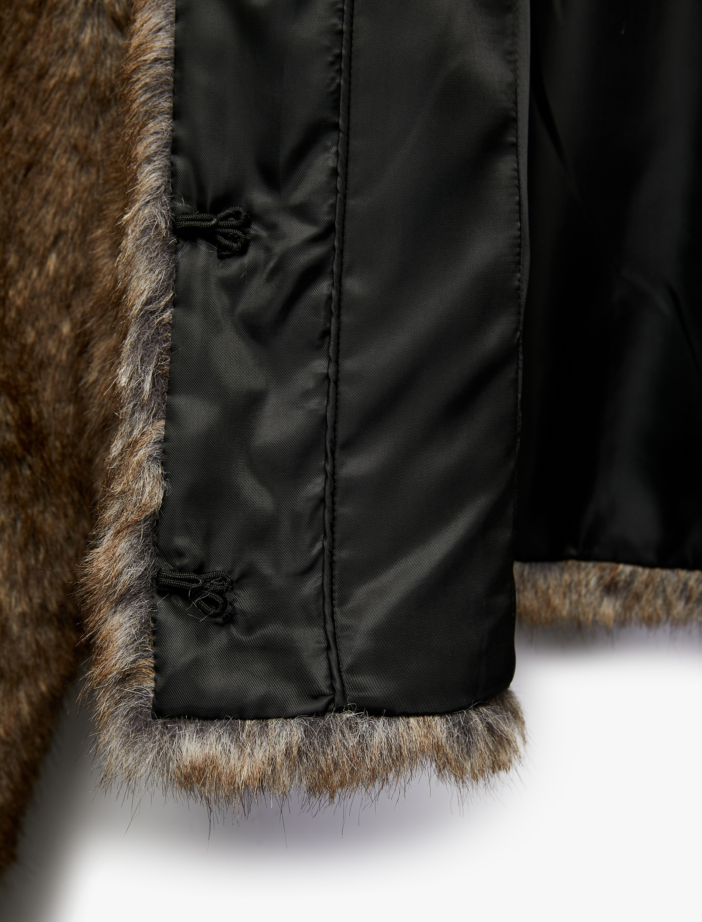 Uzun Kollu Bisiklet Yaka Crop Suni Kürk Mont