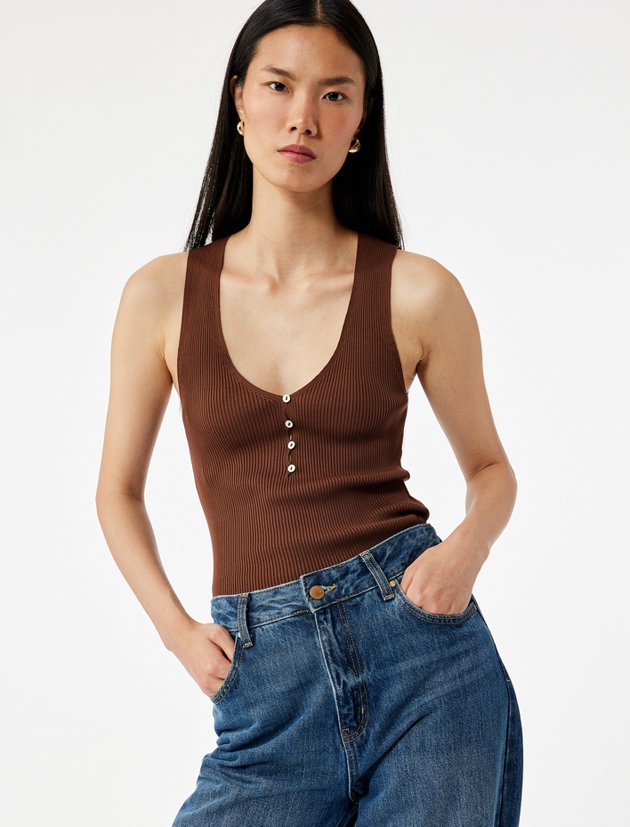  Düğmeli Derin V Yaka Kolsuz Triko Atlet