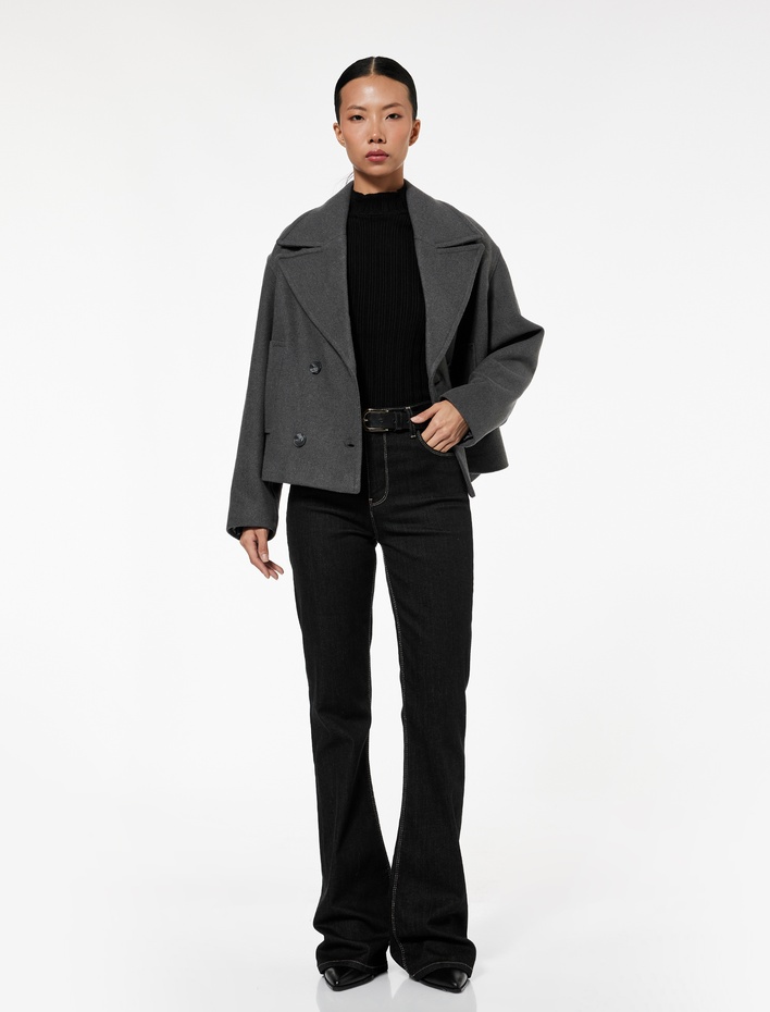  Uzun Kollu Cepli Düğmeli Kruvaze Kısa Kaşe Mont