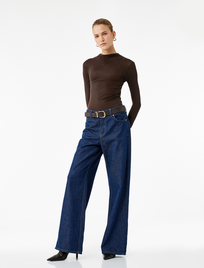  Slim Fit Uzun Kollu Drape Detaylı Dik Yaka Tişört