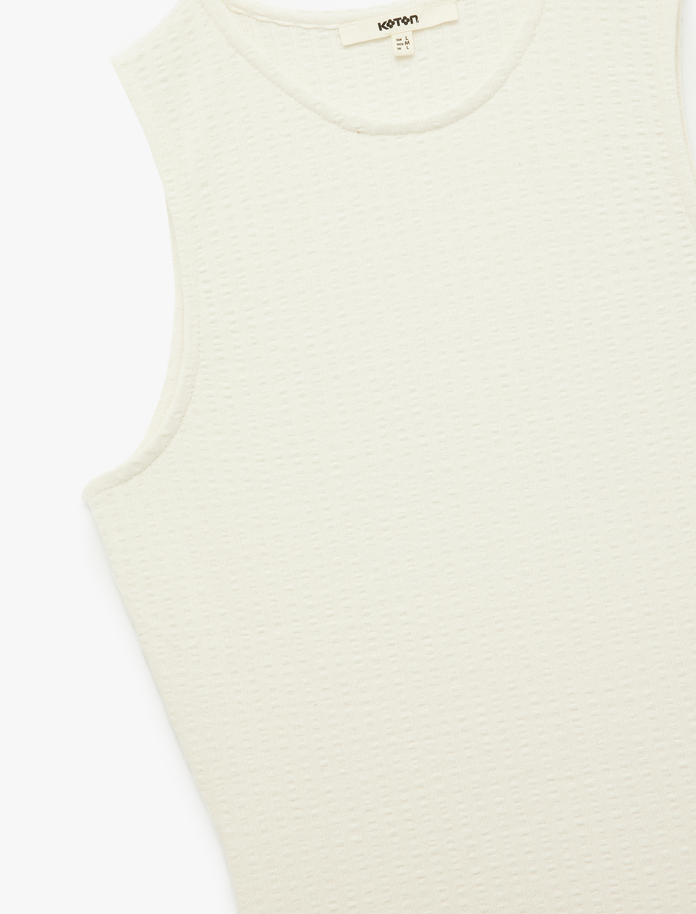   Slim Fit Asimetrik Kesim Aksesuar Detaylı Kolsuz Bisiklet Yaka Mini Kalem Elbise