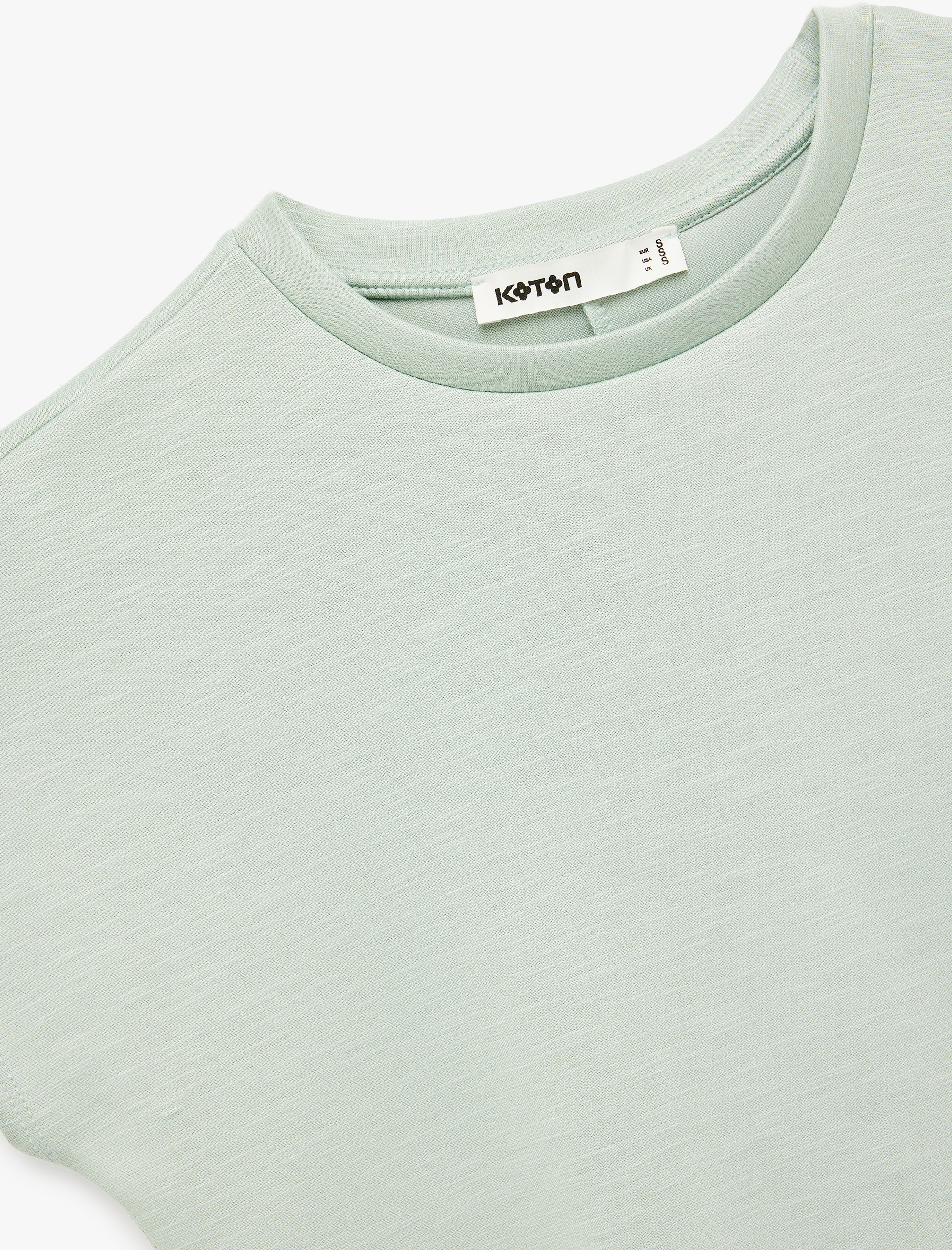   Slim Fit Bisiklet Yaka Kolsuz Basic Tişört