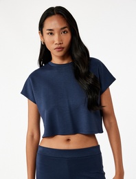 Slim Fit Bisiklet Yaka Kolsuz Basic Tişört