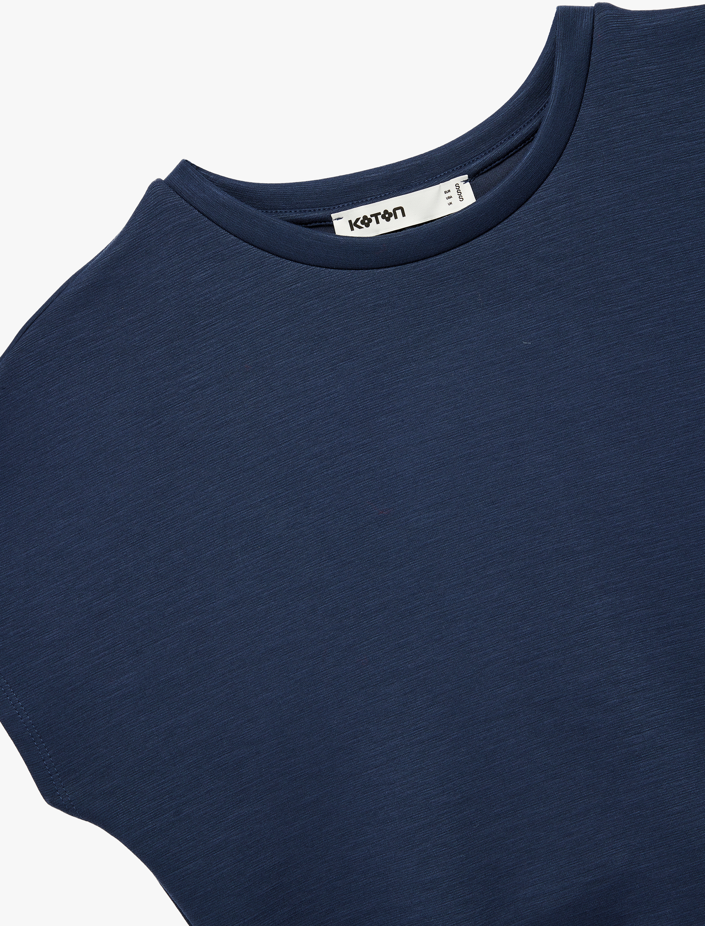   Slim Fit Bisiklet Yaka Kolsuz Basic Tişört