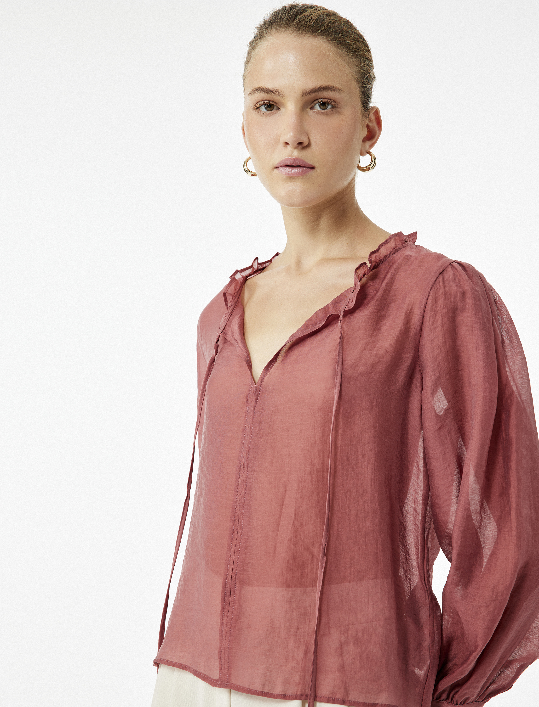   Bağlamalı Fırfırlı Yaka Detaylı Uzun Kollu Bluz