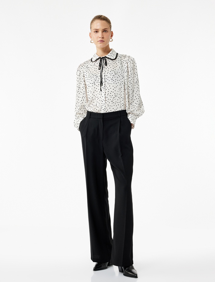  Uzun Kollu Bağlama Yaka Detaylı Puantiyeli Şifon Gömlek