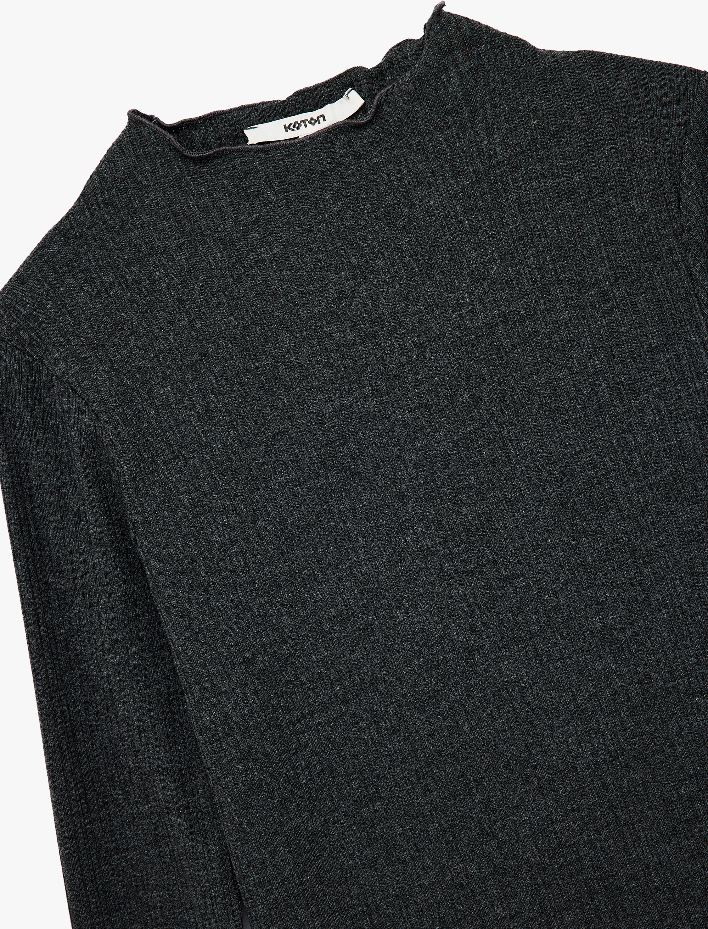   Kaşkorse Viskon Slim Fit Uzun Kollu Hafif Dik Yaka Tişört