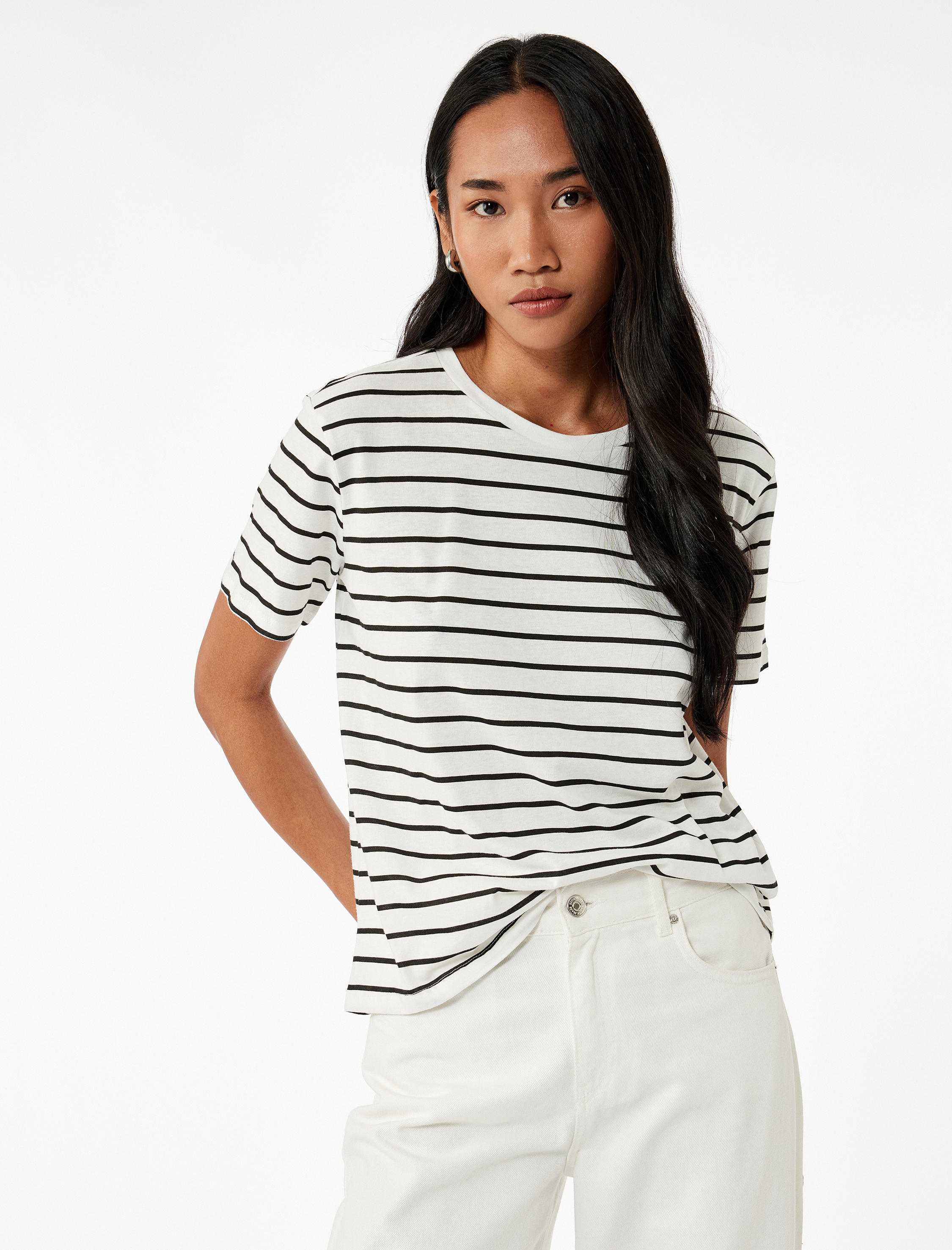   3'lü Pamuklu Kısa Kollu Bisiklet Yaka Tişört Seti