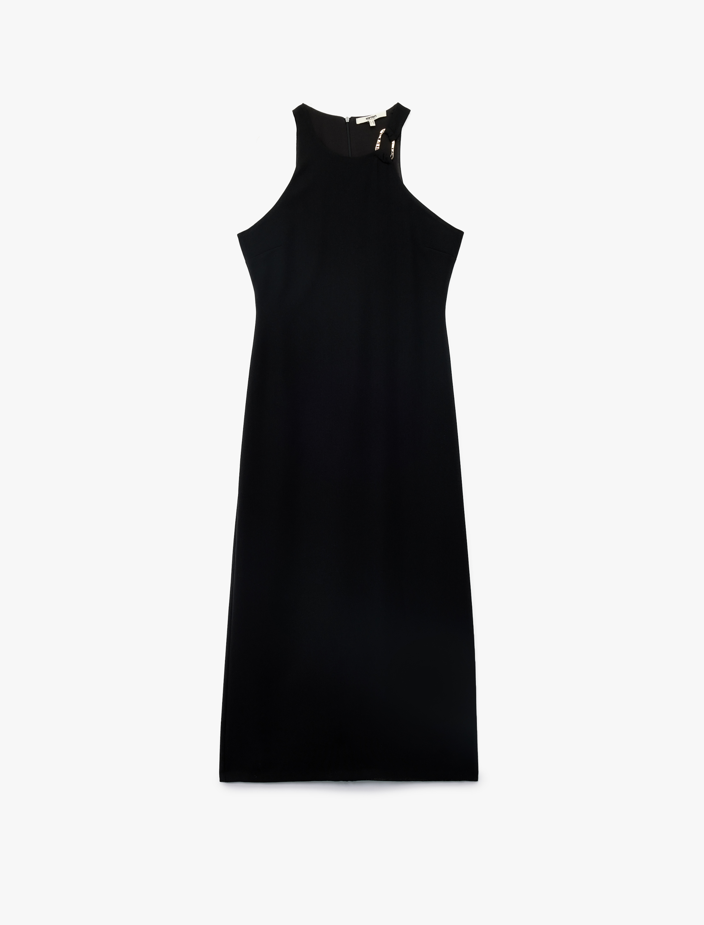   Krep Kumaş Aksesuar Detaylı Kolsuz Halter Yaka Uzun Elbise