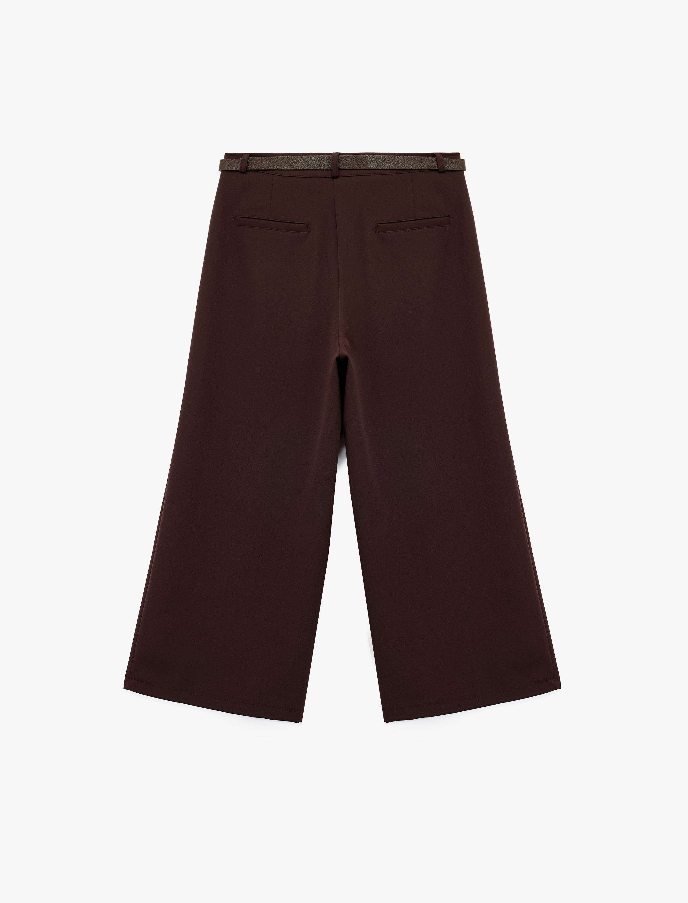 Kemerli Aplike Cepli Culotte Fit Kısa Geniş Paça Kumaş Pantolon