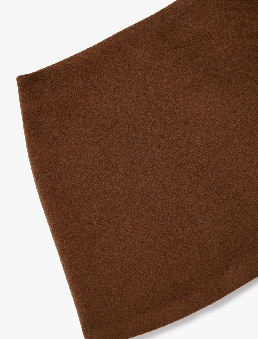   A Kesim Slim Fit Mini Kaşe Etek